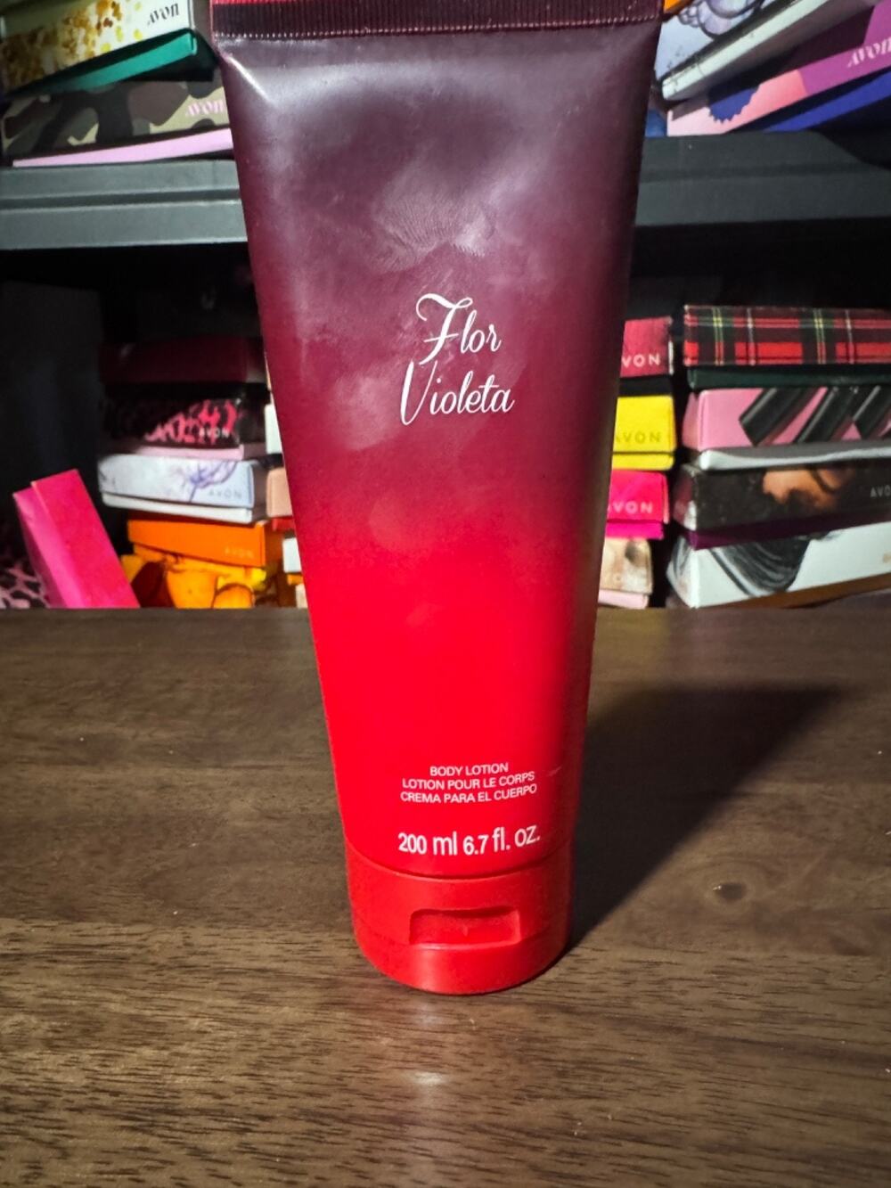 Avon flor violeta body lotion 6.7 Fl Oz. *2013
